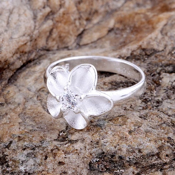 Floriated grakštus petaline Didmeninės sidabro padengtą 925 žiedo Mados juvelyriniai Sidabro Žiedas IRCMGCUX