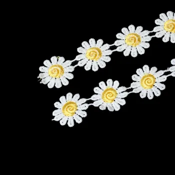 Poliesteris Nėrinių Apdaila Išsiuvinėti Daisy Gėlių Geltonas ir Baltas Namų Tekstilės, Drabužių Reikmenys, 25mm(1