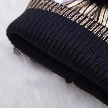 2018 moterų Žiemos Ins Auksas, Sidabras Moterų Trikotažas Mada balaclava plaukų kamuolys žieminė kepurė skrybėlės moterims kepuraitės kepuraitė