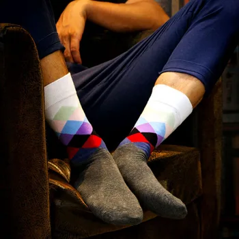 [COSPLACOOL] Mados medvilnės kojinės ponai spalvinga kojinės Dygsniuotas Žakardo linijos nukentėjo spalva verslo Laisvalaikio vyrų kojinės