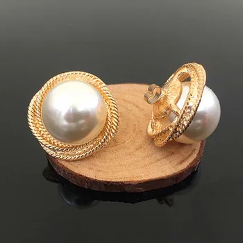 2016New 50Pcs 28mm Lydinio Pearl center 
