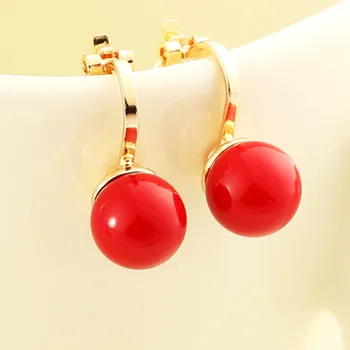2018 m., Naujas Raudonų Perlų Imitacija auskarų bižuterijos moterų prabangus elegantiškas baltas imitavo pearl Ausies segtukas dovana vestuves