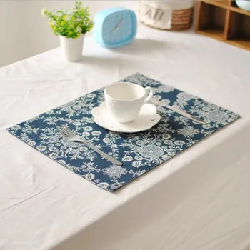 4pcs Europos Retro Gėlių modelio placemat lentelė kilimėlis Placemats dvigubo storio kilimėlis neslidus Izoliacija kilimėlis arbatos, kavos padėkliukai