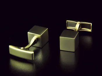 SPARTA aukso Electroplated + aukštos kokybės metalo matinio stiklo kubas rankogalių segtukai + nemokamas pristatymas !!! Aukštos kokybės metalo rankogalių segtukai E
