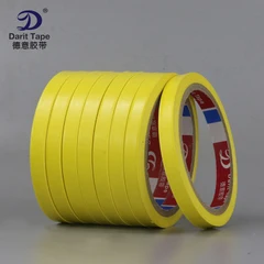 Geltona grindų juostos įspėjimo ženklas juostos žymėjimo atskyrimo izoliacine juosta nusidėvėjimui atsparaus PVC vienpusė lipni