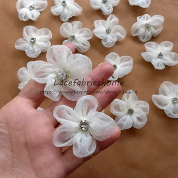 50pieces/daug aukštos kokybės off white 3D gėlės su putojančio kalnų krištolas 