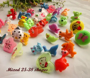 Sumaišyti 25-38 formų spalvinga animacinių filmų gyvūnų mygtukai plastiko šerdies vaikų žaislas amatų reikmenys animacinių filmų priedai, didmeninė